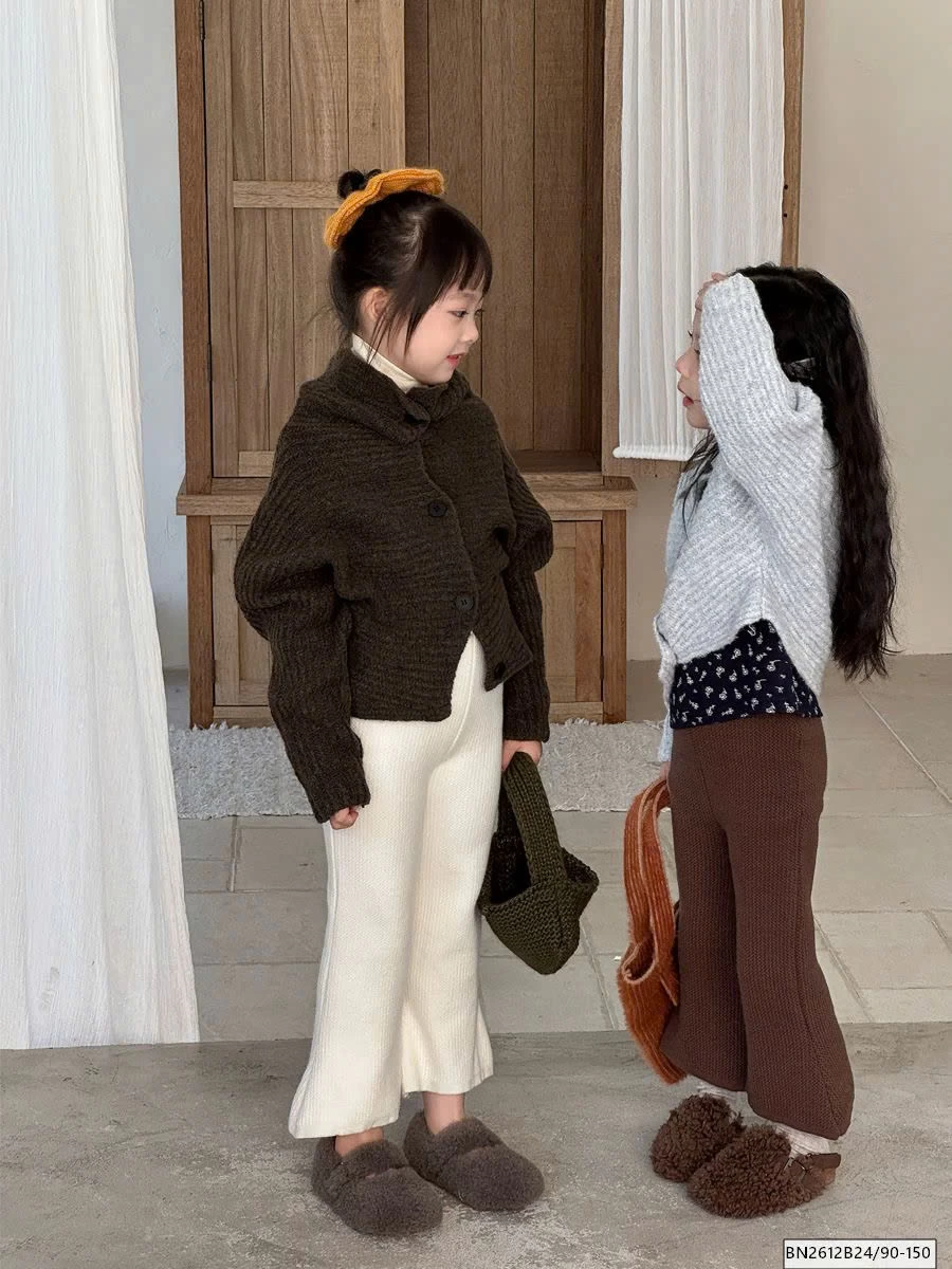 ÁO LEN THỜI TRANG ĐÓNG CÚC