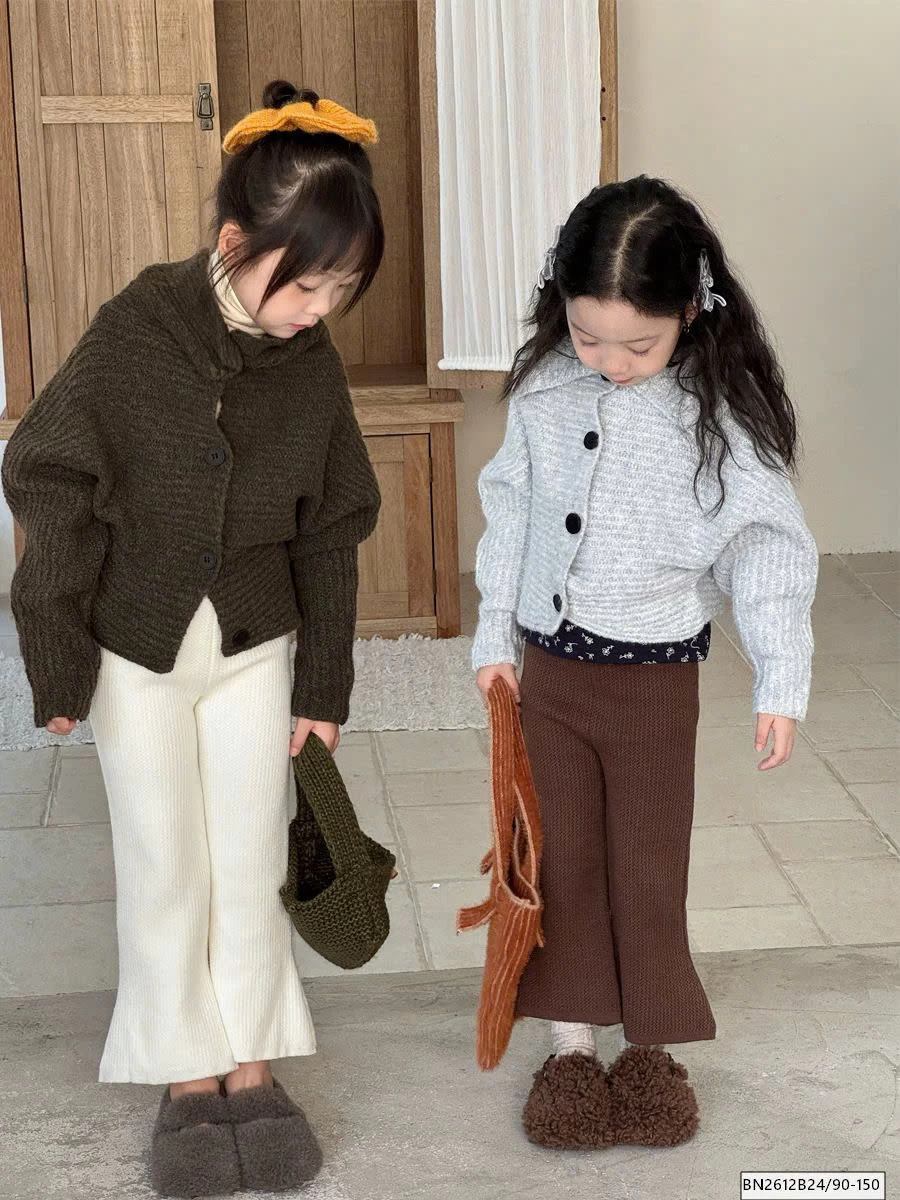 ÁO LEN THỜI TRANG ĐÓNG CÚC