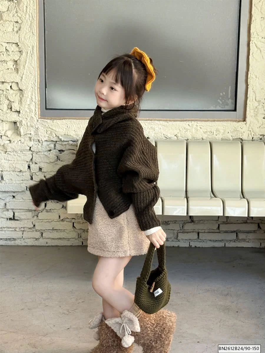 ÁO LEN THỜI TRANG ĐÓNG CÚC