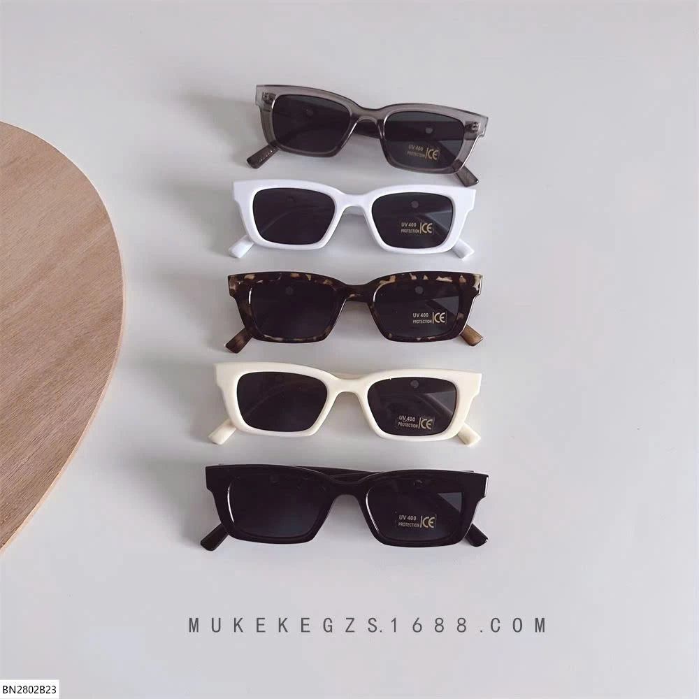 KÍNH THỜI TRANG MẮT CHỮ NHẬT