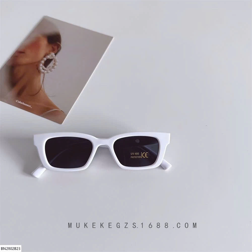 KÍNH THỜI TRANG MẮT CHỮ NHẬT