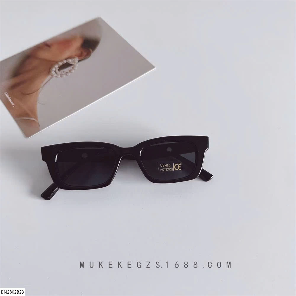 KÍNH THỜI TRANG MẮT CHỮ NHẬT