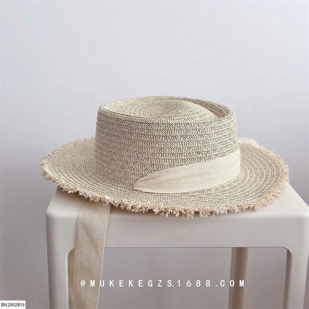 Mũ cói vành tròn cho bé