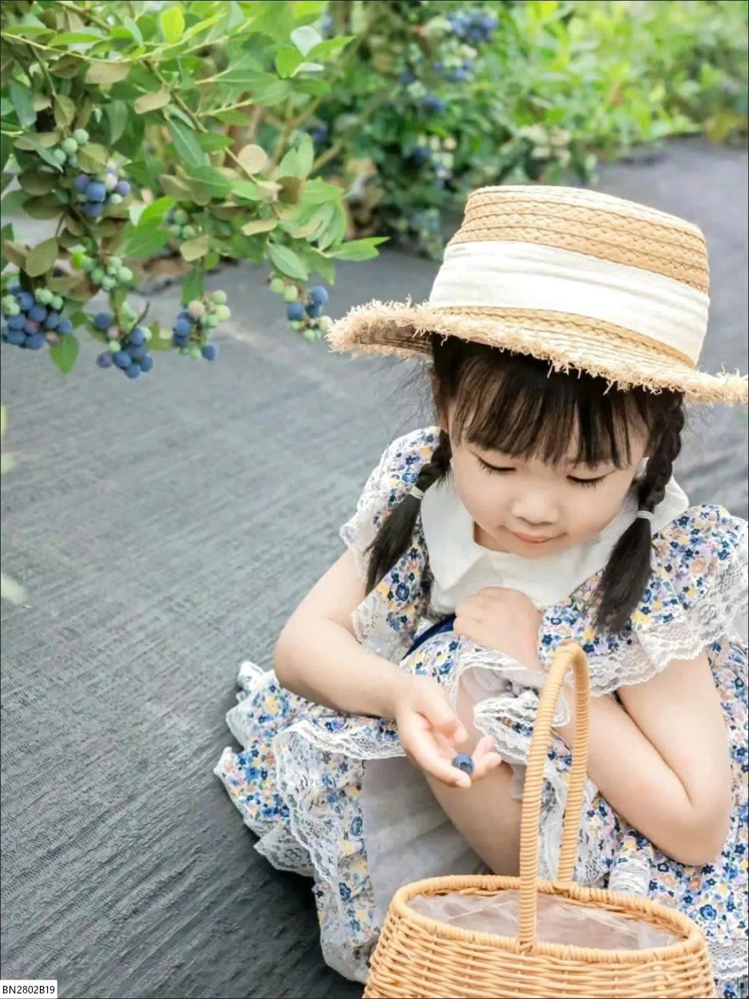 Mũ cói vành tròn cho bé