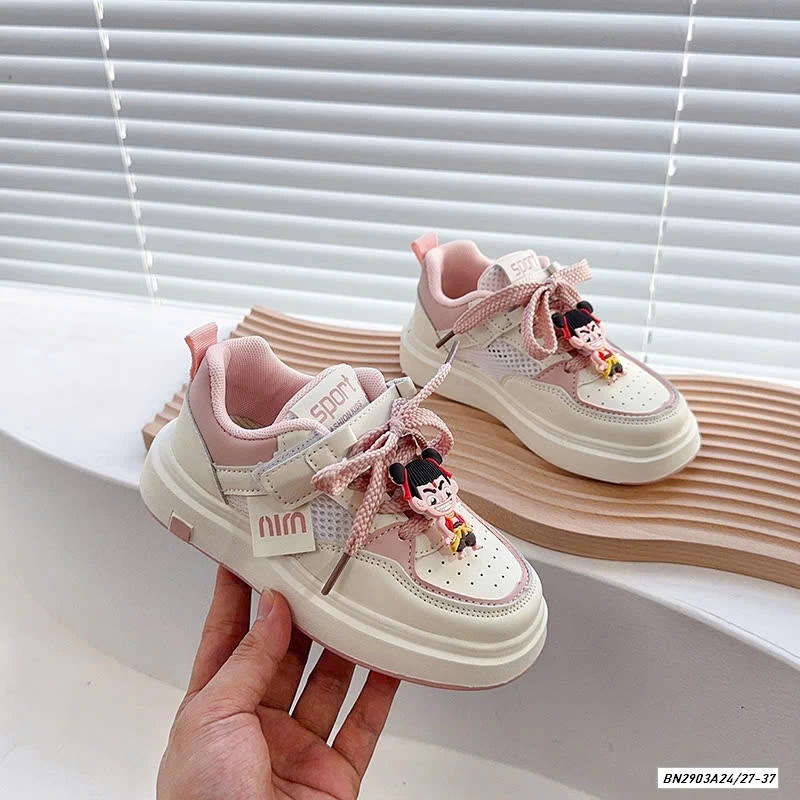 GIÀY THỂ THAO NATRA