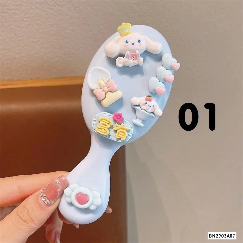 LƯỢC GẮN STICKER KUTE