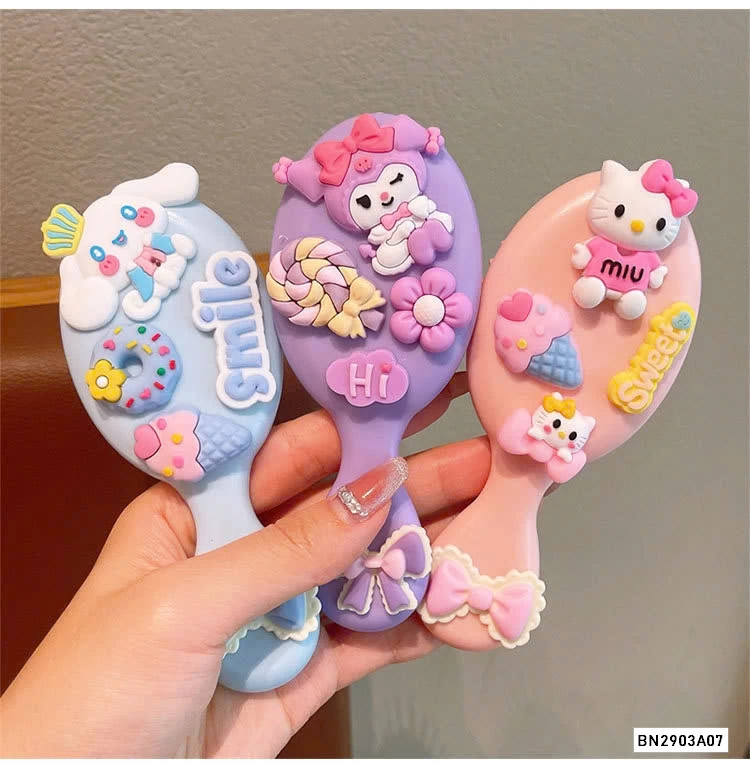 LƯỢC GẮN STICKER KUTE