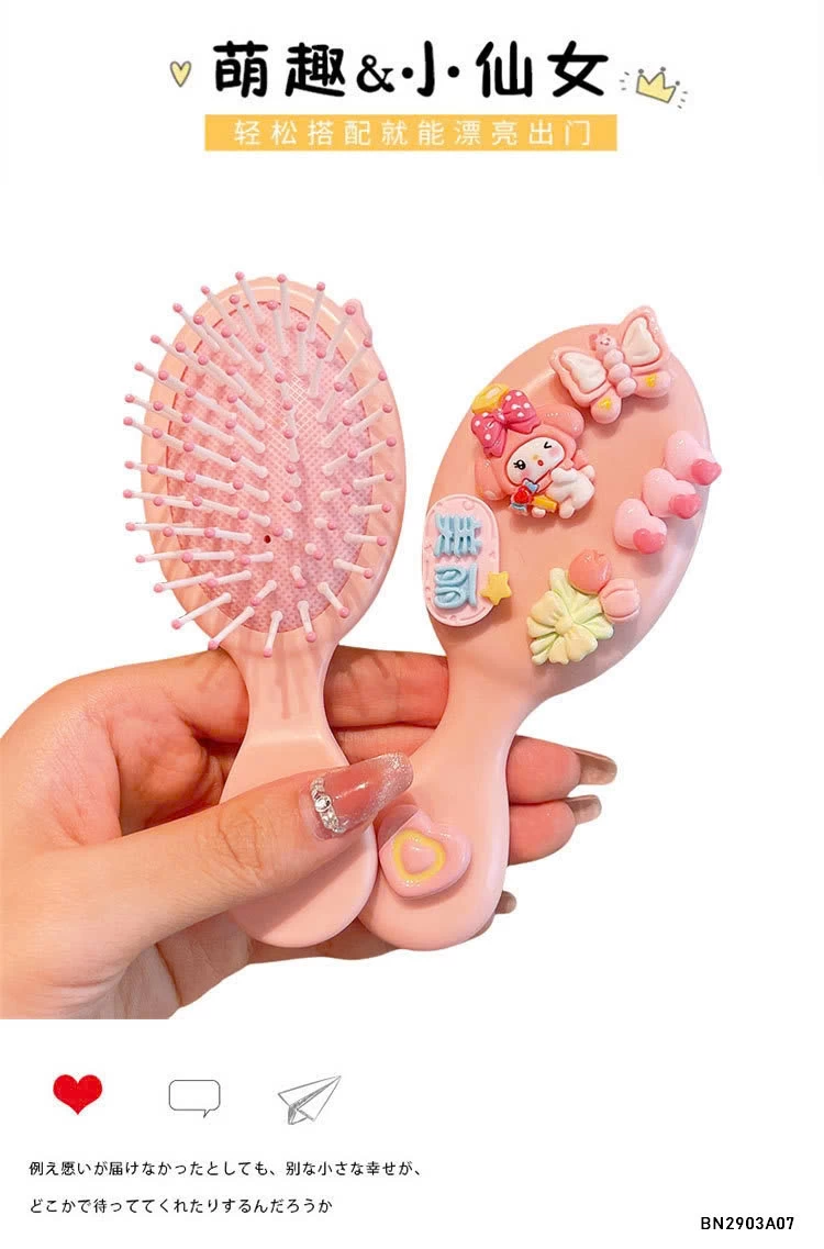 LƯỢC GẮN STICKER KUTE