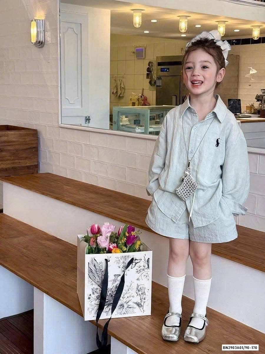 SÉT SƠ MI ĐŨI LOGO 25B026 AMBB