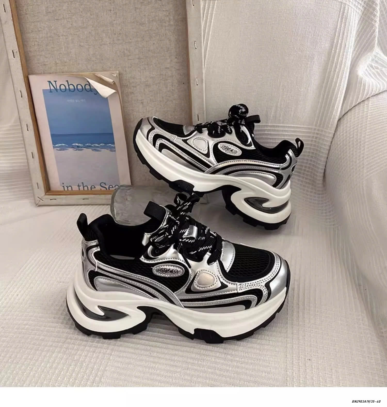 GIÀY THỂ THAO NỮ