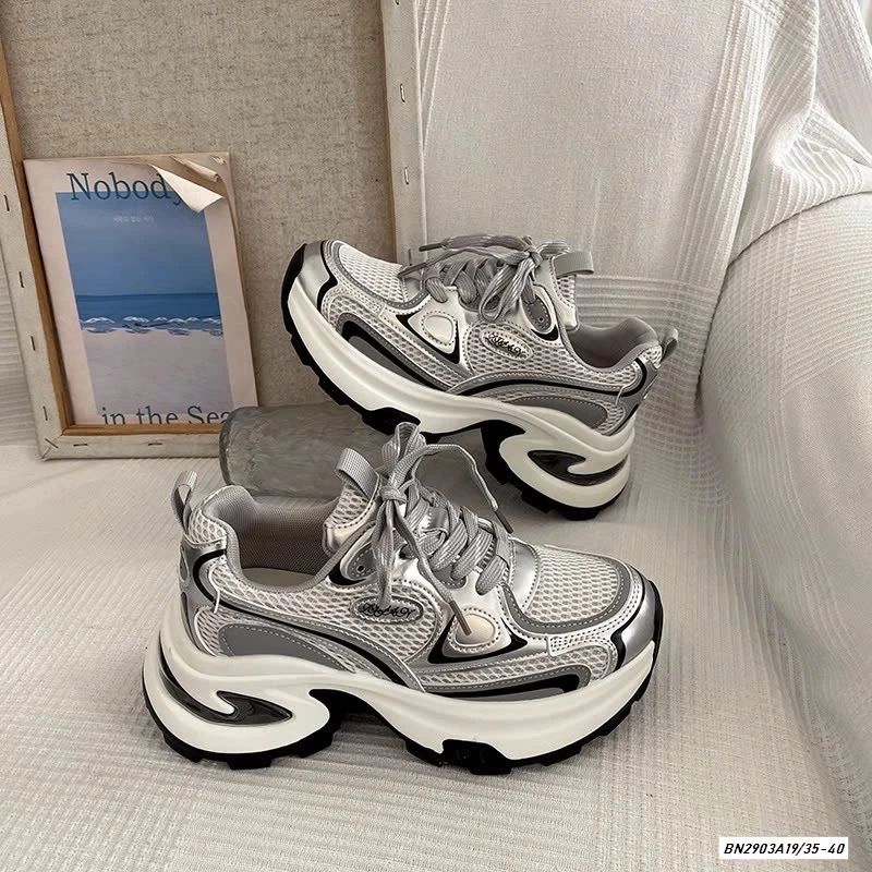 GIÀY THỂ THAO NỮ