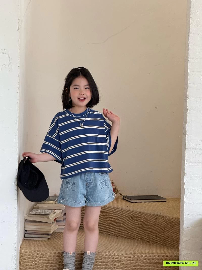 CROPTOP KẺ XANH MIX SHORT JEANS THÊU