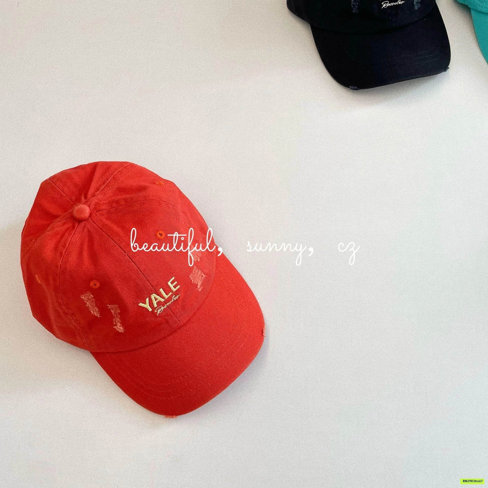 MŨ KẾT THÊU CHỮ YALE