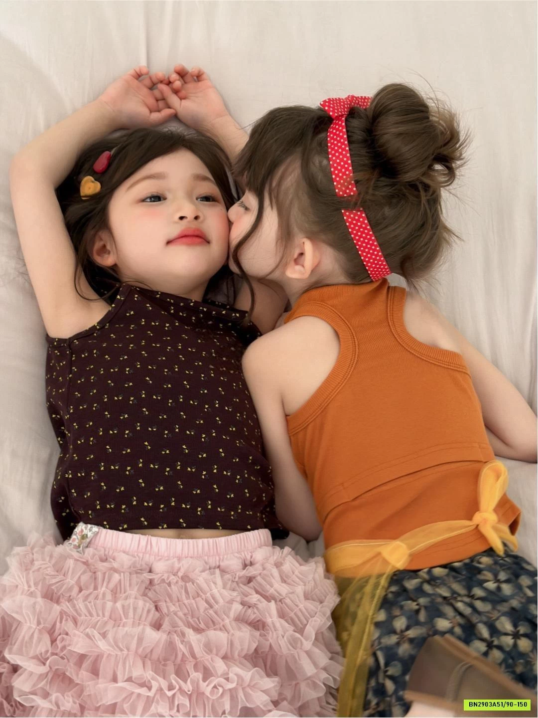 ÁO 3 LỖ CAM MIX QUẦN BOM HOA