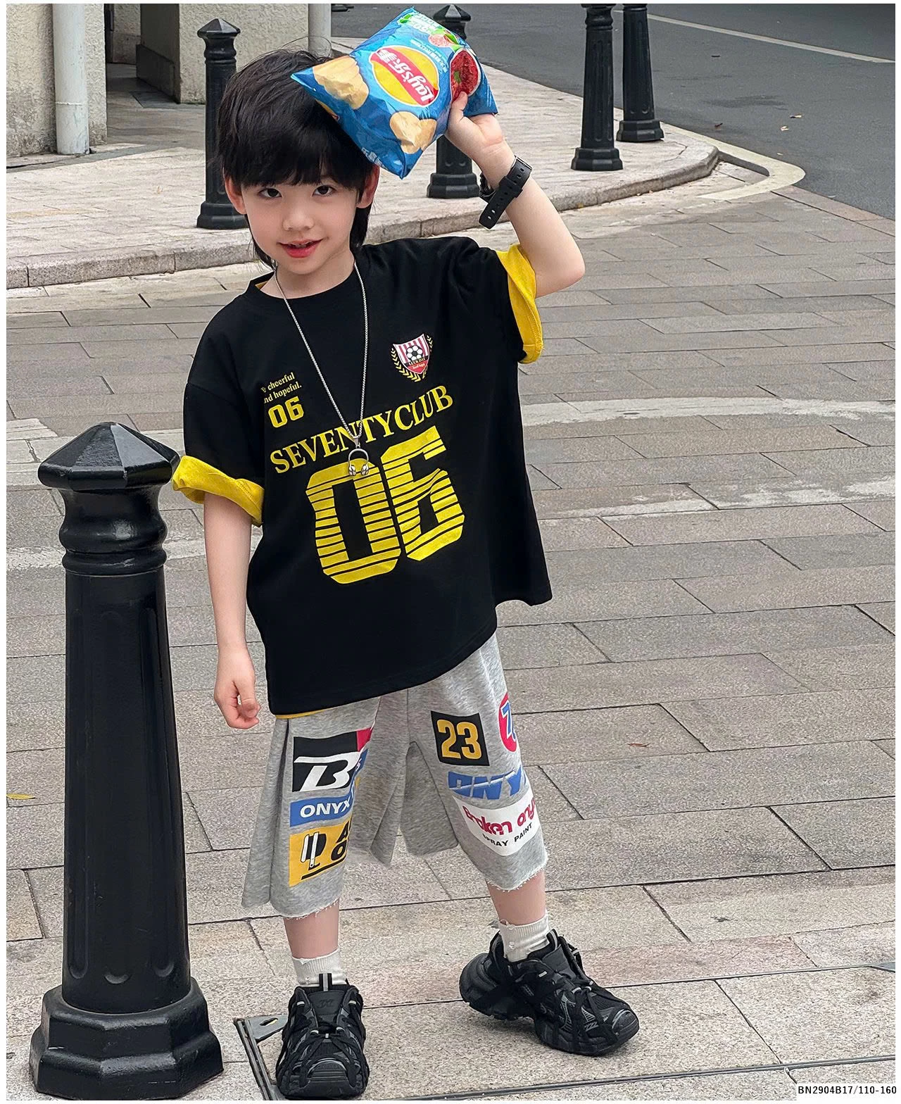 ÁO THUN THỂ THAO SỐ 06 VIỀN VÀNG