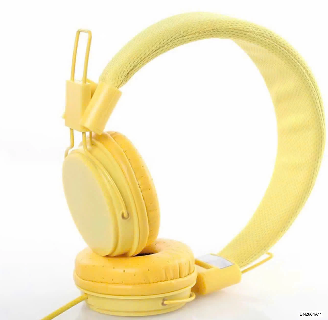 TAI NGHE CHỤP TAI CÓ DÂY