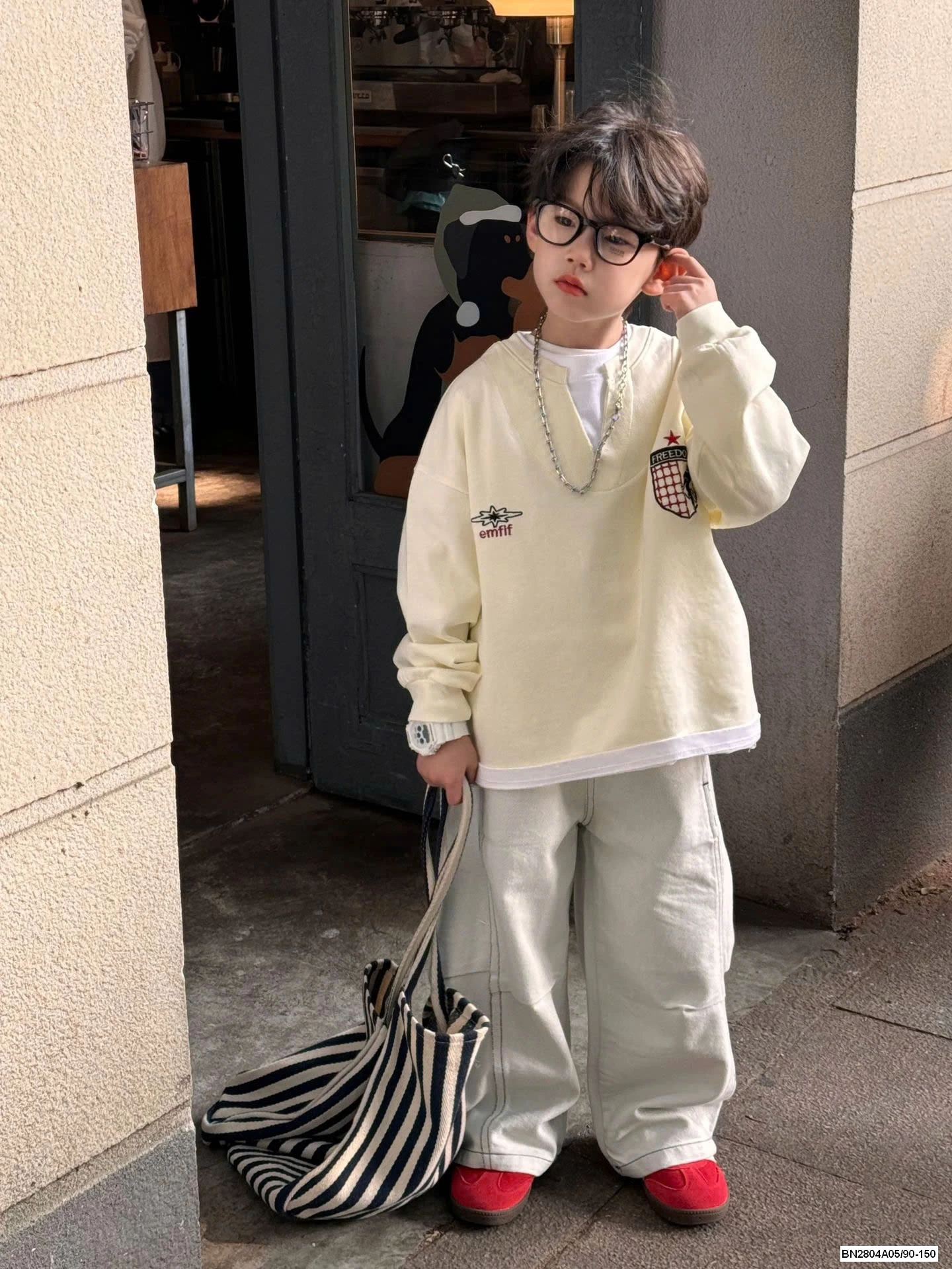 THUN GIẢ 2 LỚP CỔ V LOGO NGỰC