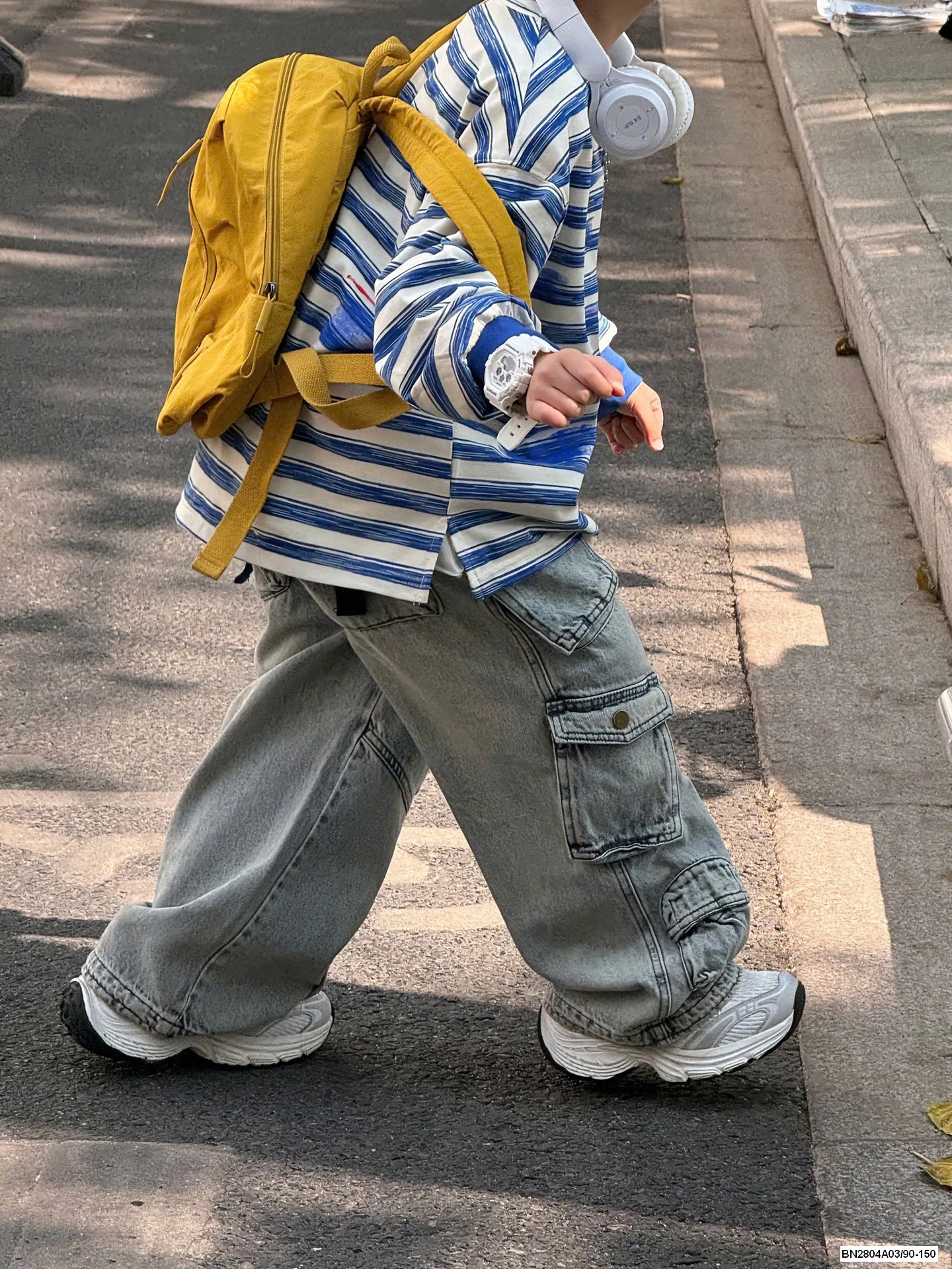 THUN DÀI TAY KẺ XANH