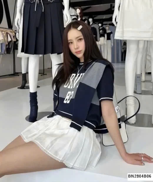 Áo len dệt kim tay ngắn WGWE