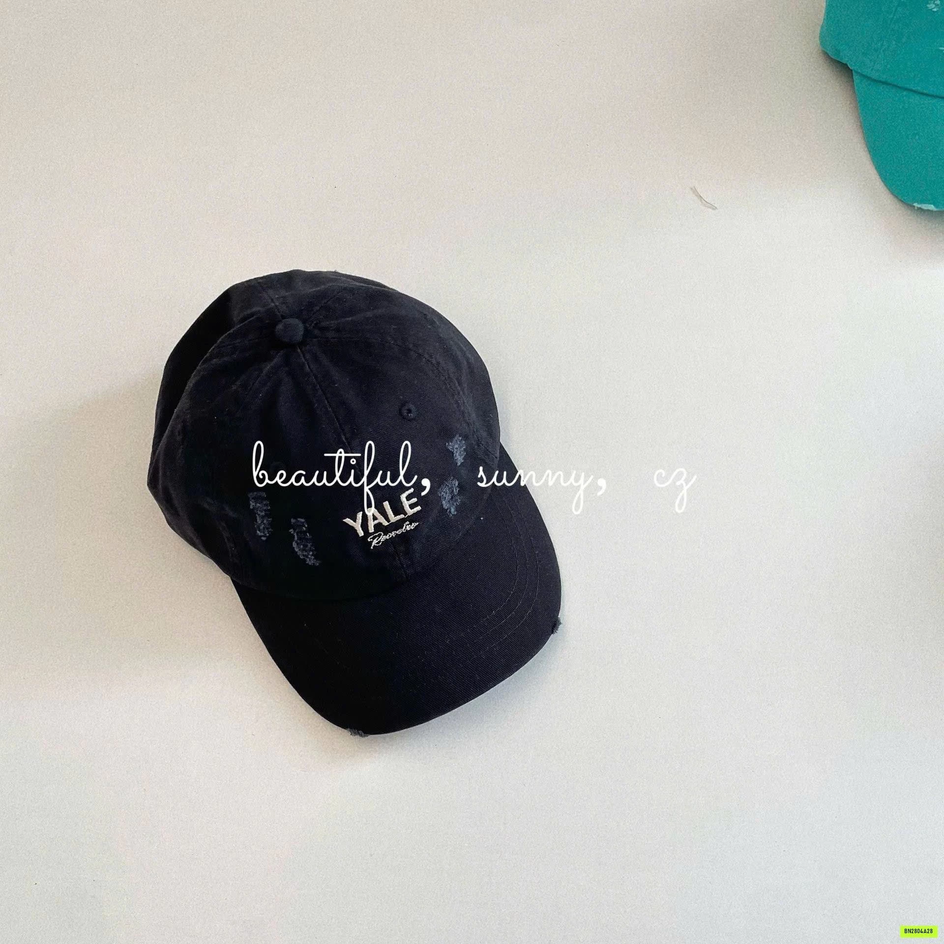 MŨ LƯỠI TRAI CHỮ YALE