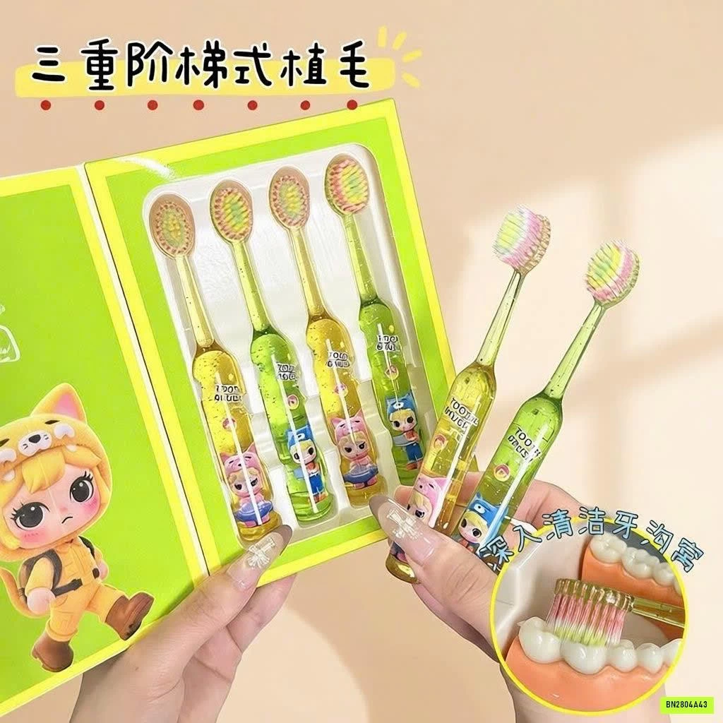 SÉT 8 BÀN CHẢI LABUBU