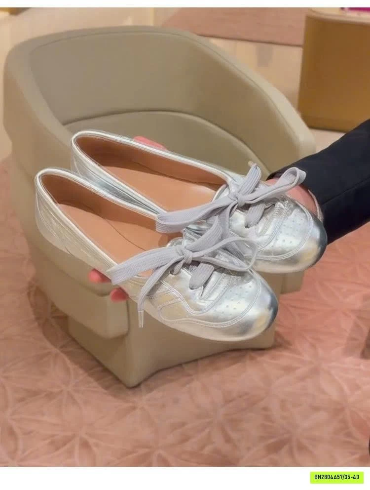 GIÀY BỆT MŨI TRÒN BUỘC DÂY