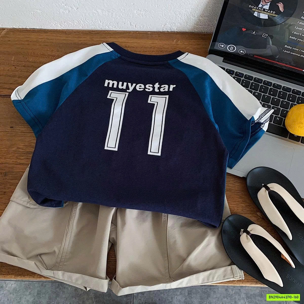 ÁO THỂ THAO SỐ 11