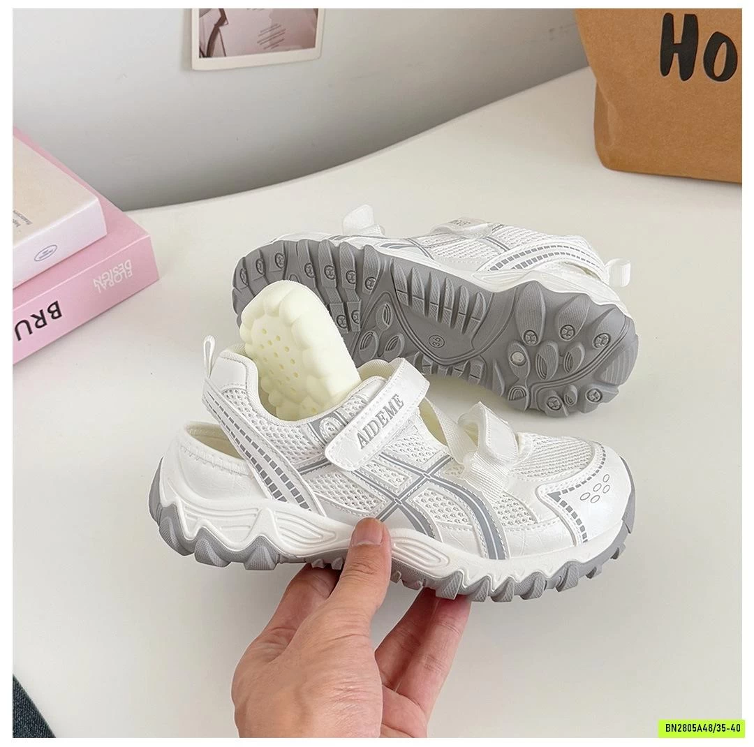 SNEAKER QUAI DÁN NỮ