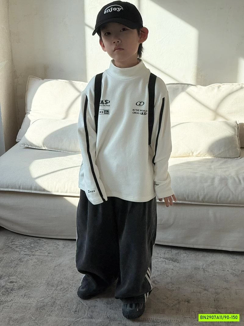 ÁO GIỮ NHIỆT DÁNG THỂ THAO