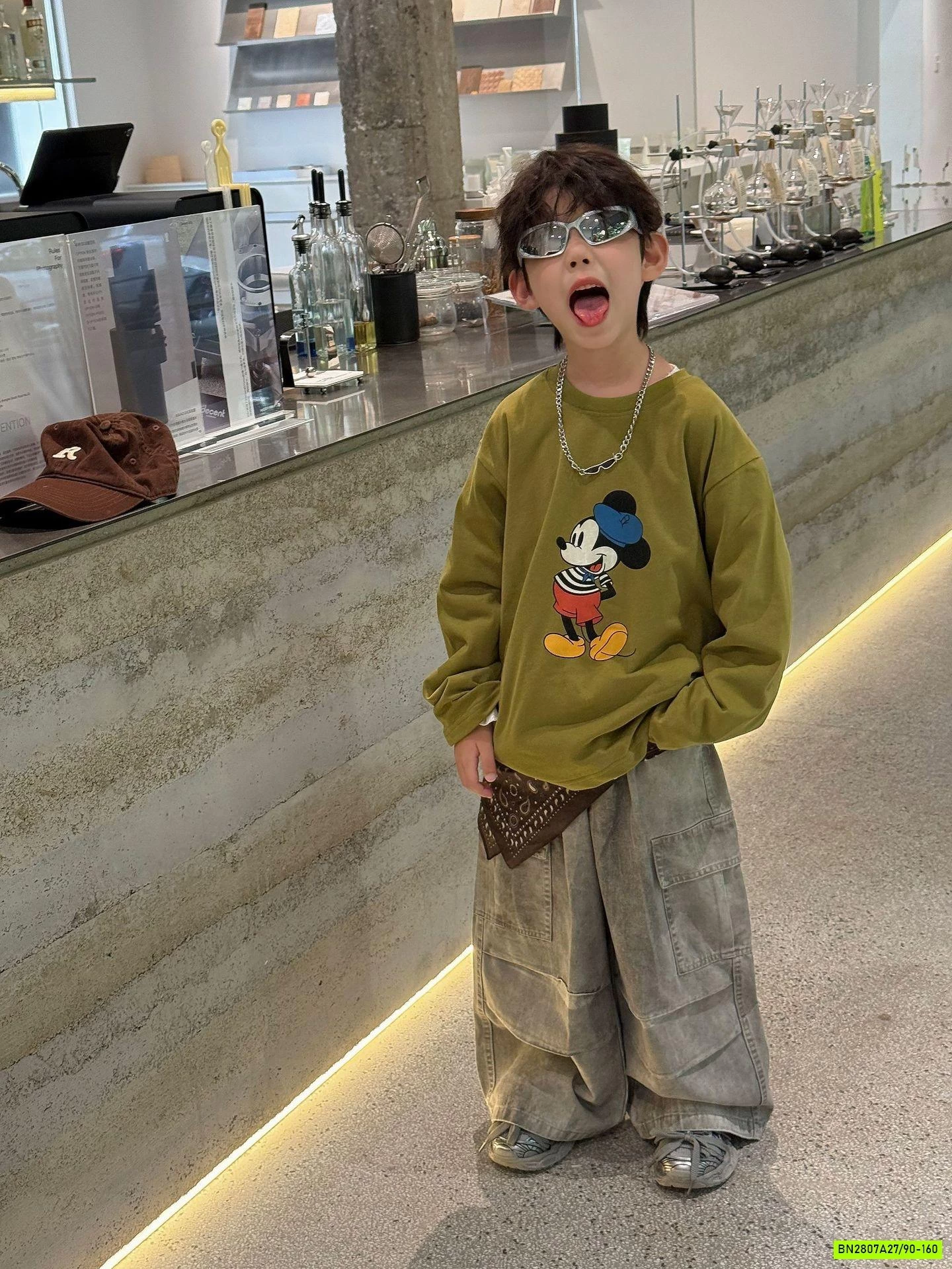 ÁO DÀI TAY MICKEY CỔ TRÒN