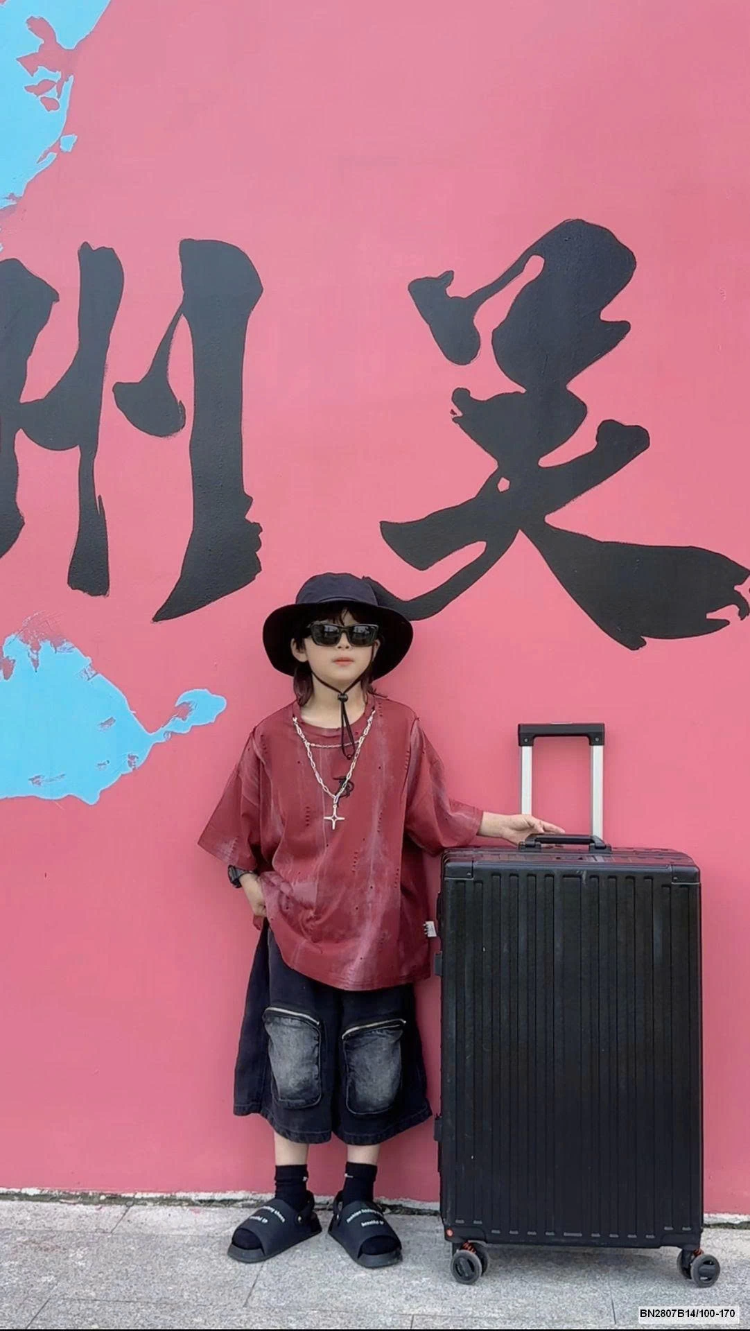 SÉT ÁO THUN ĐỎ CHỮ LƯNG MIX SHORRT ĐEN