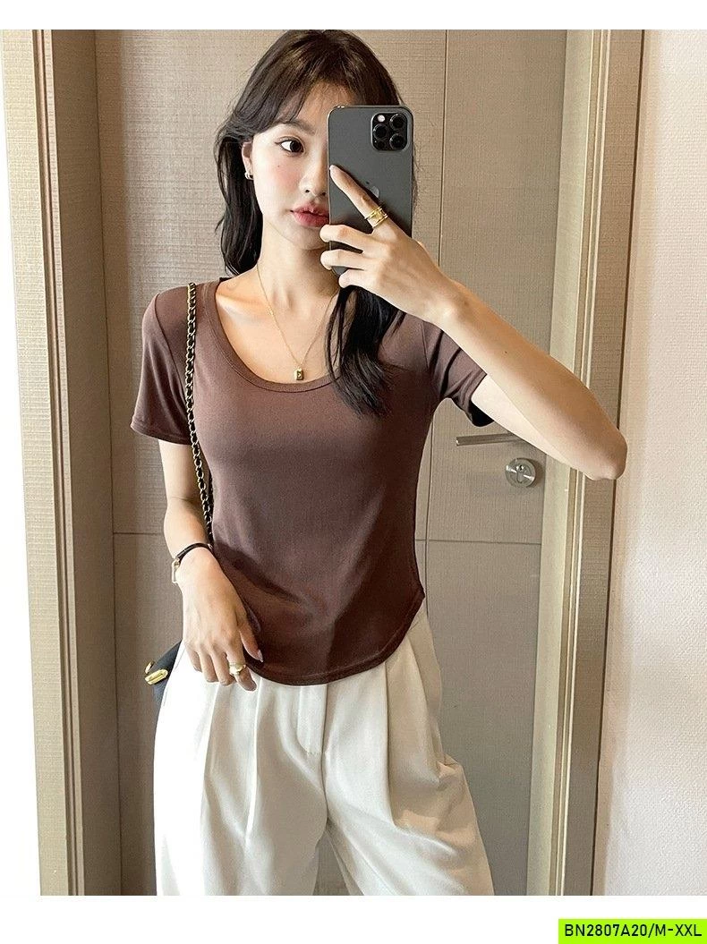 ÁO THUN CỔ VUÔNG ĐUÔI TÔM