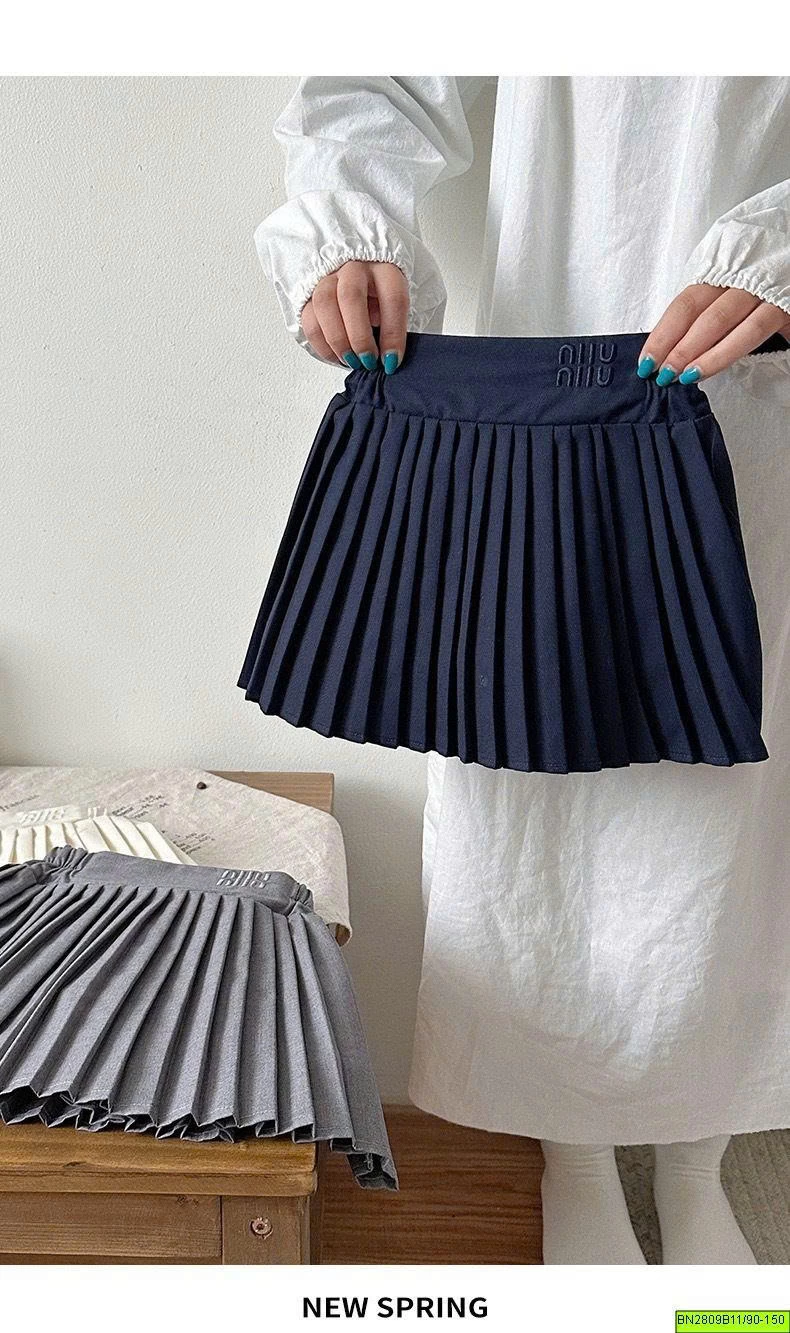 CHÂN VÁY XẾP LY MIU MIU