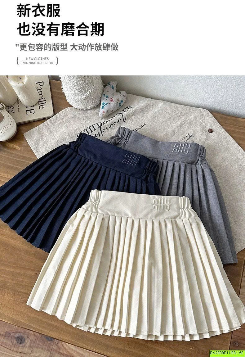 CHÂN VÁY XẾP LY MIU MIU