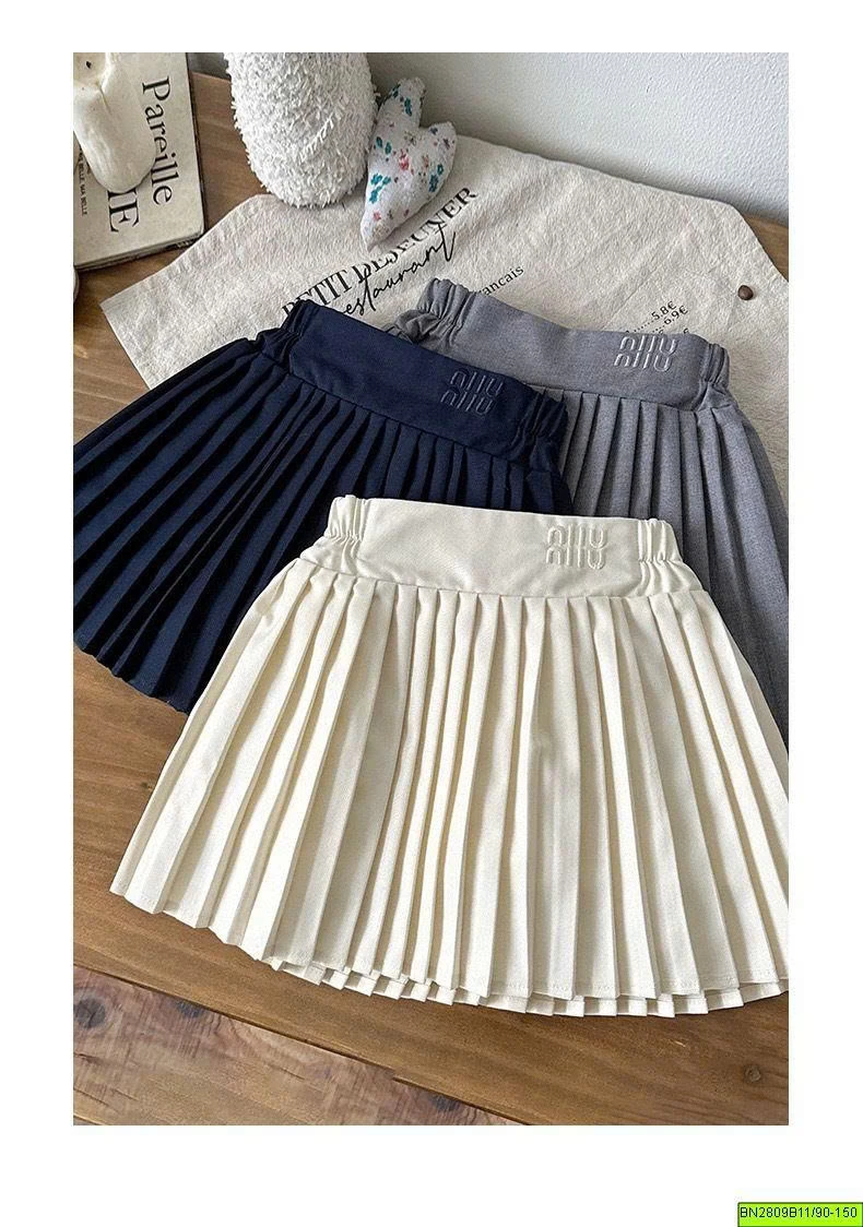 CHÂN VÁY XẾP LY MIU MIU