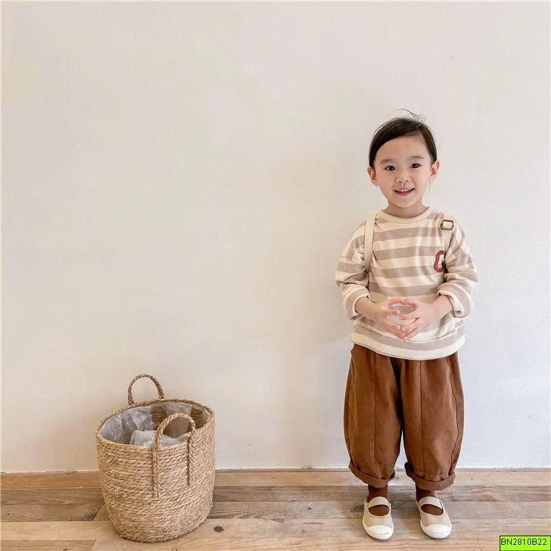 ÁO THUN KẺ NGANG CHỮ C