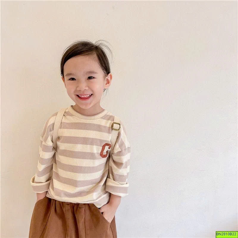 ÁO THUN KẺ NGANG CHỮ C