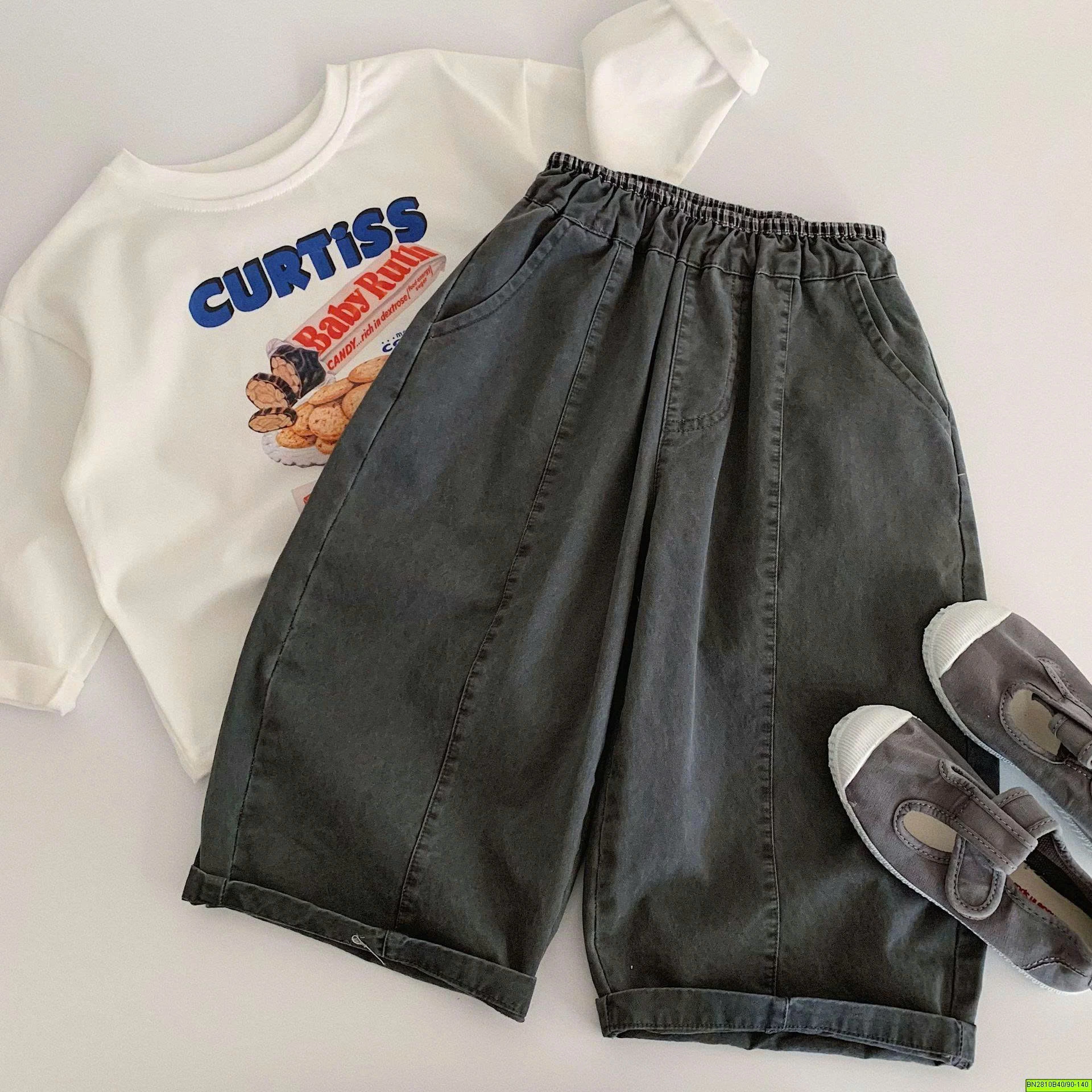 QUẦN SHORT KAKI TÚI CARO