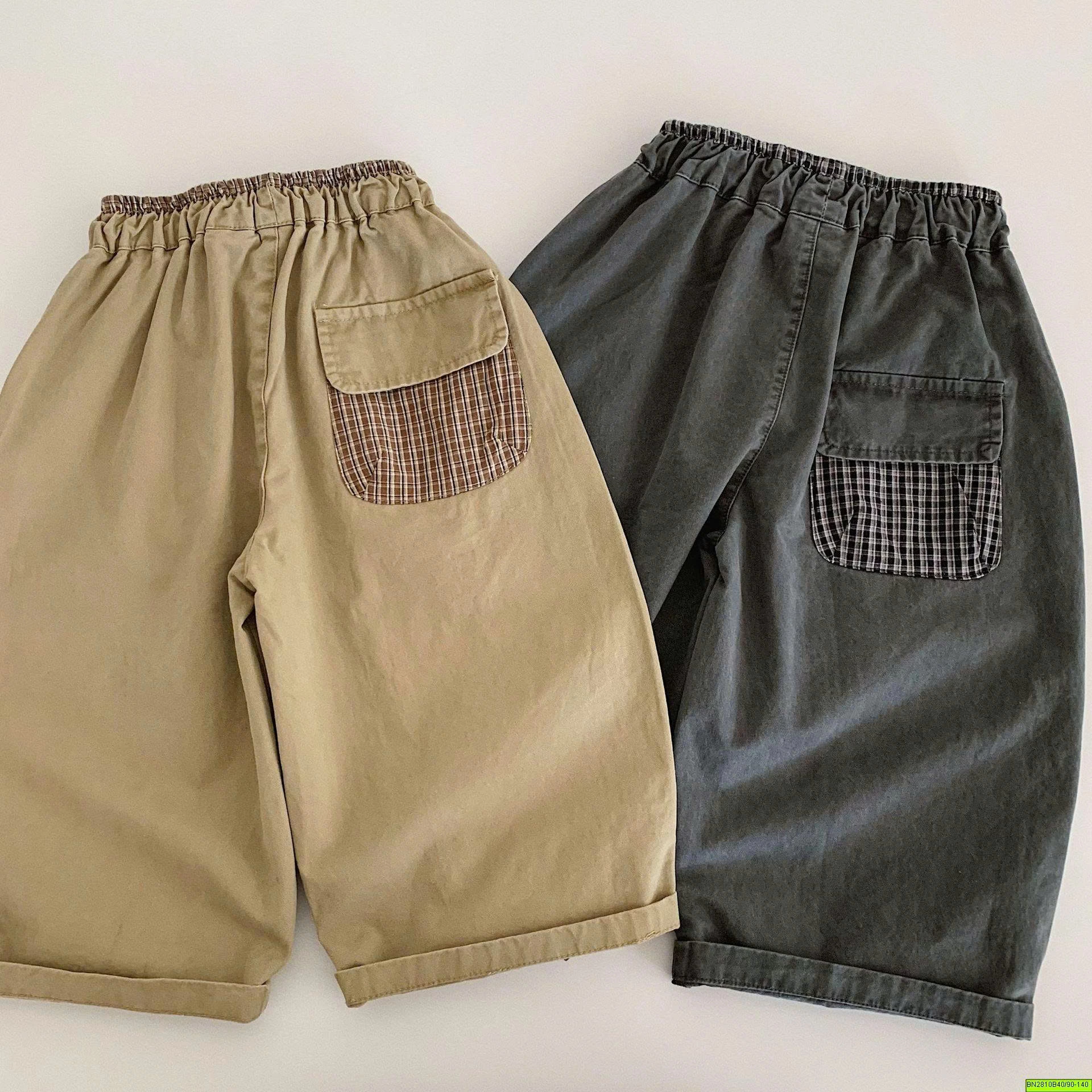 QUẦN SHORT KAKI TÚI CARO