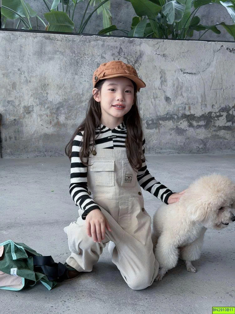 QUẦN YẾM NHUNG MIX ÁO KẺ NGANG AMBB