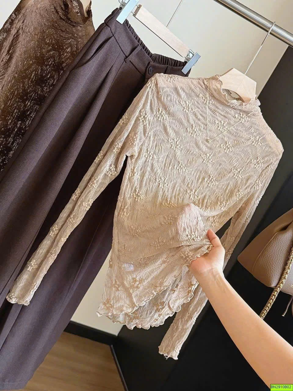 ÁO REN HOẠ TIẾT ANNA