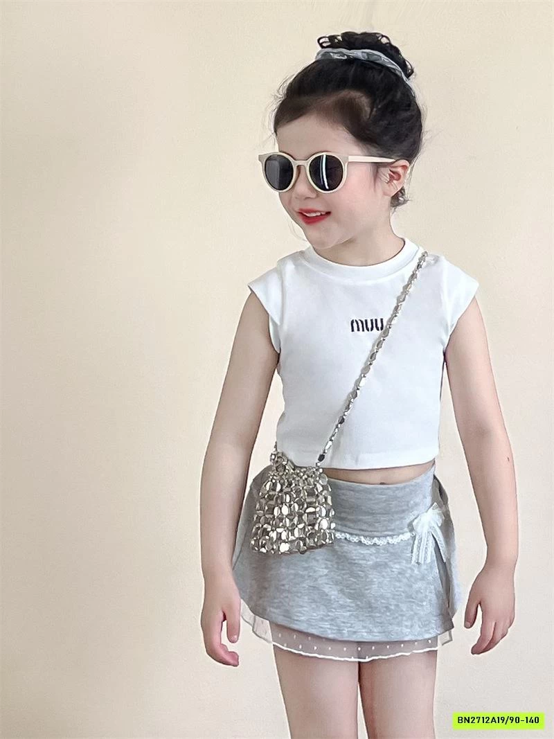 SETS CROPTOP MIU MIX QUẦN VÁY XÁM