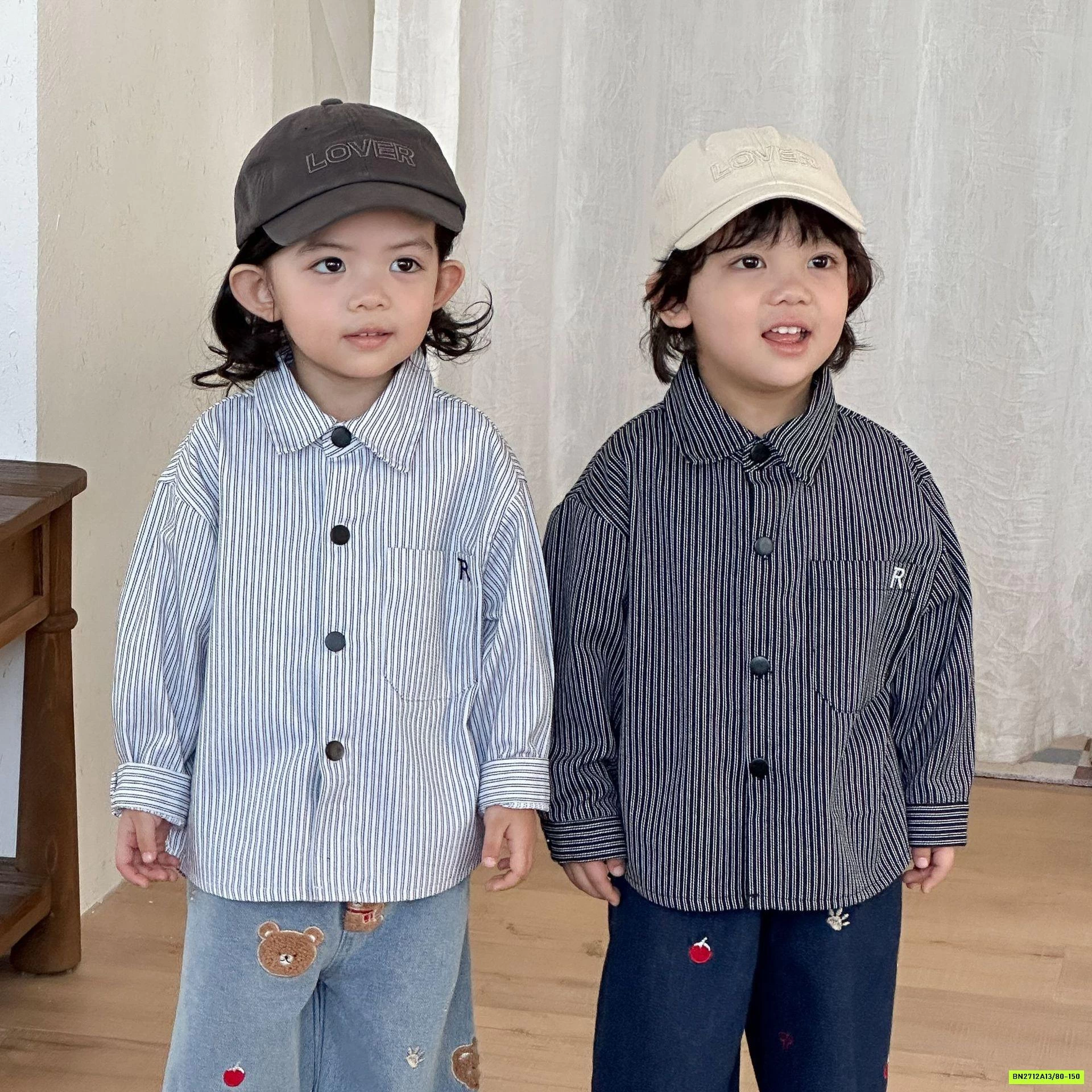 SƠ MI SỌC TÚI NGỰC THÊU LOGO