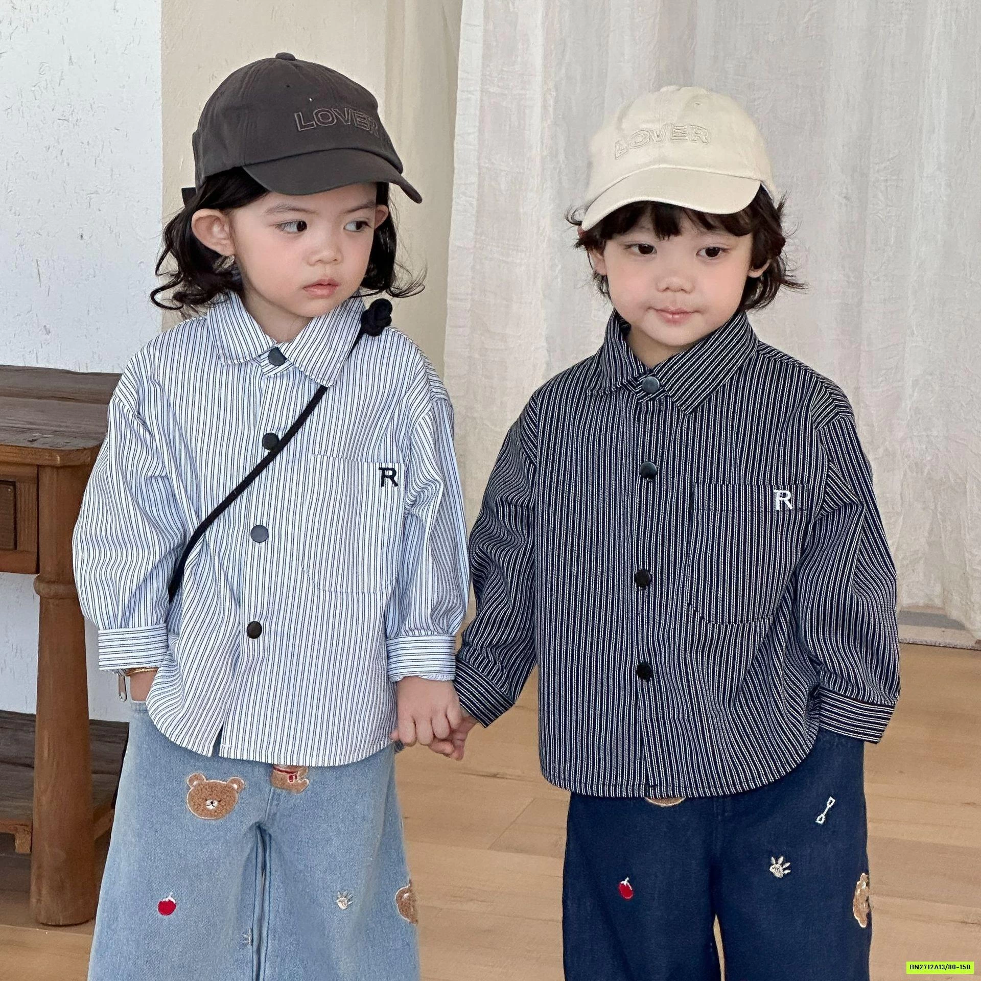 SƠ MI SỌC TÚI NGỰC THÊU LOGO