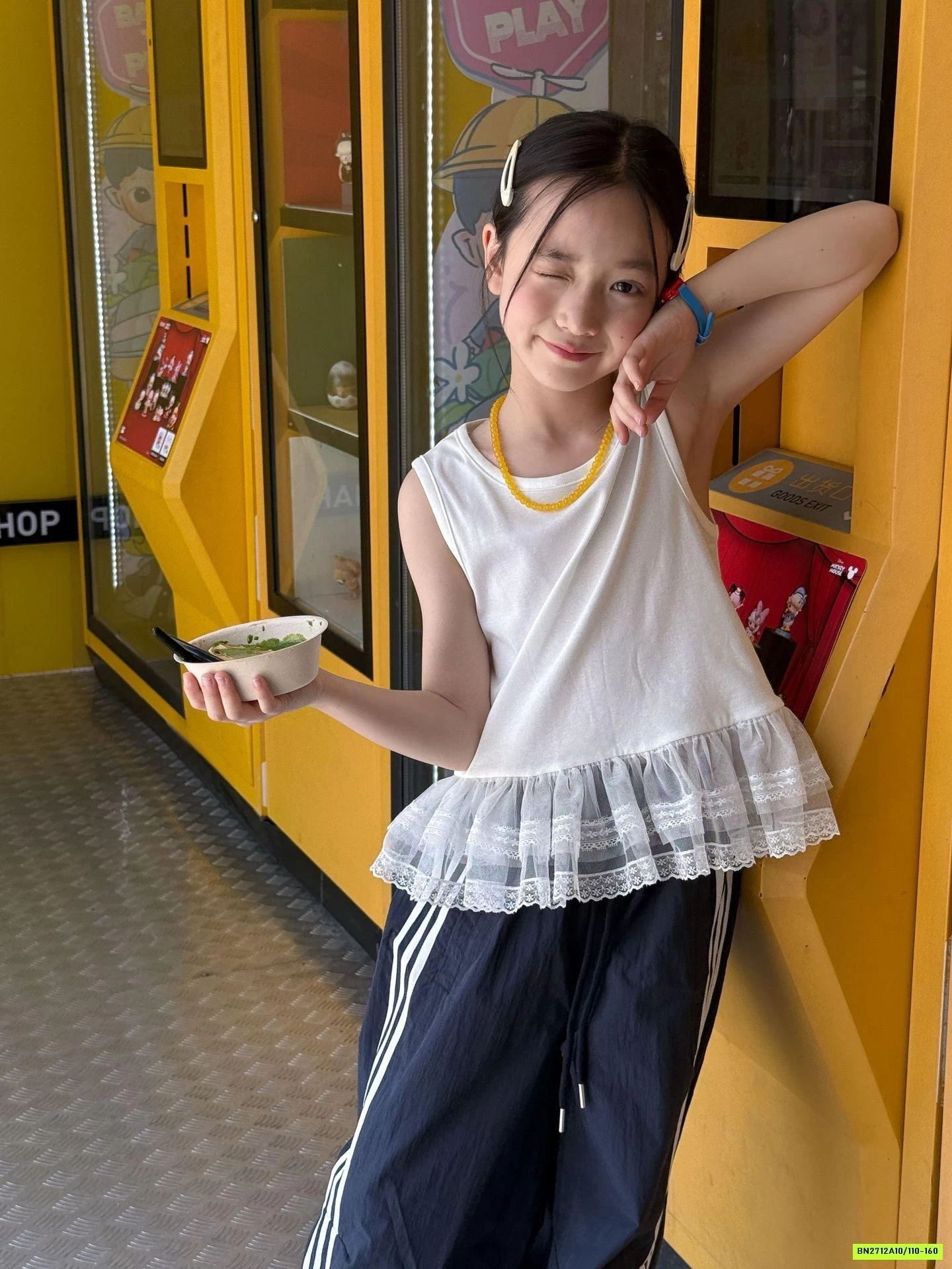 ÁO SÁT NÁCH VIỀN REN TCKIDS