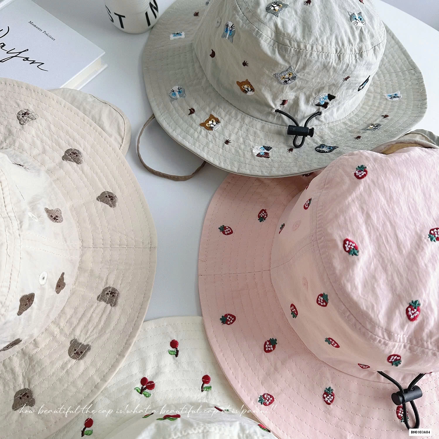 MŨ BÈO THÊU HÌNH KÈM VẠT CHE