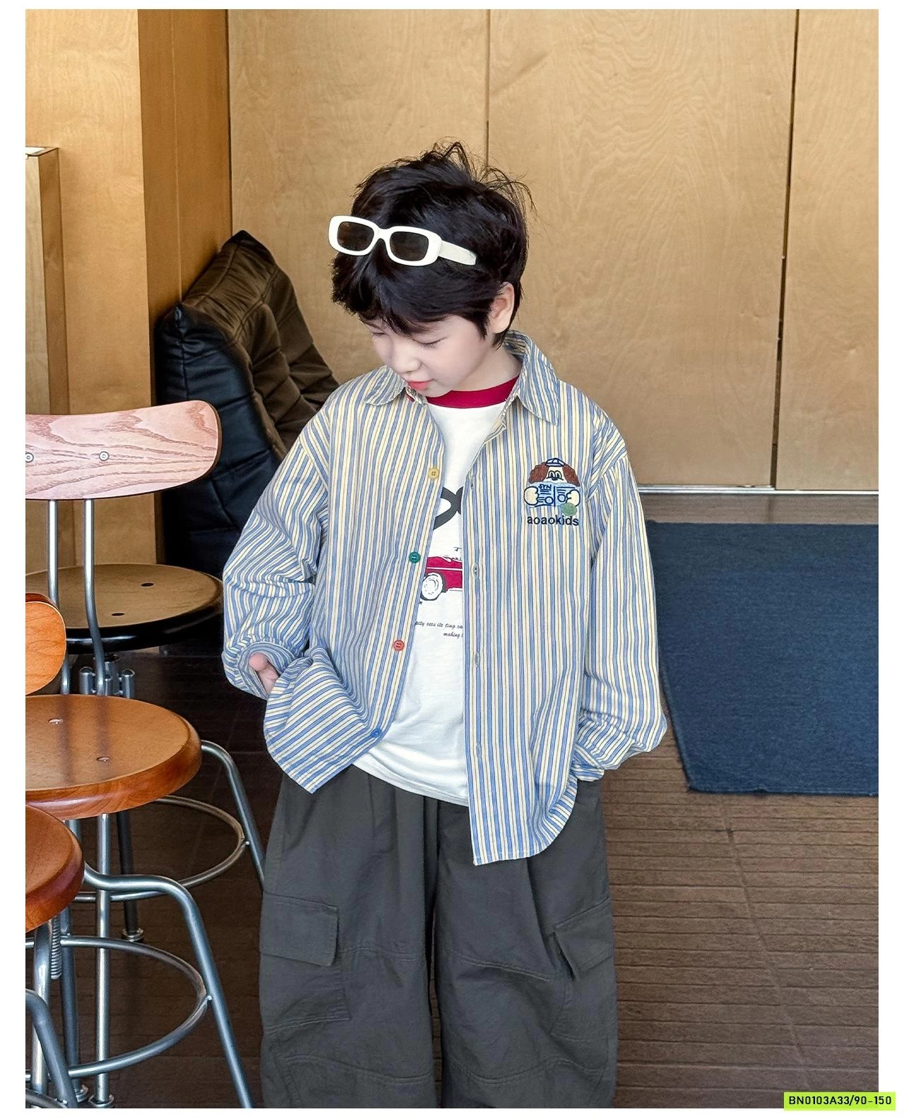 SƠ MI SỌC THÊU LOGO AOAOKIDS