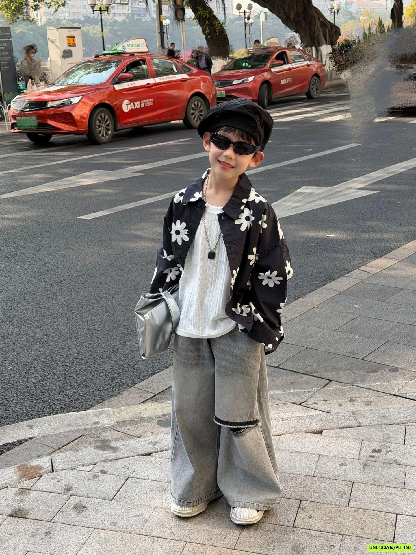 SƠ MI ĐEN HOA FANSHU