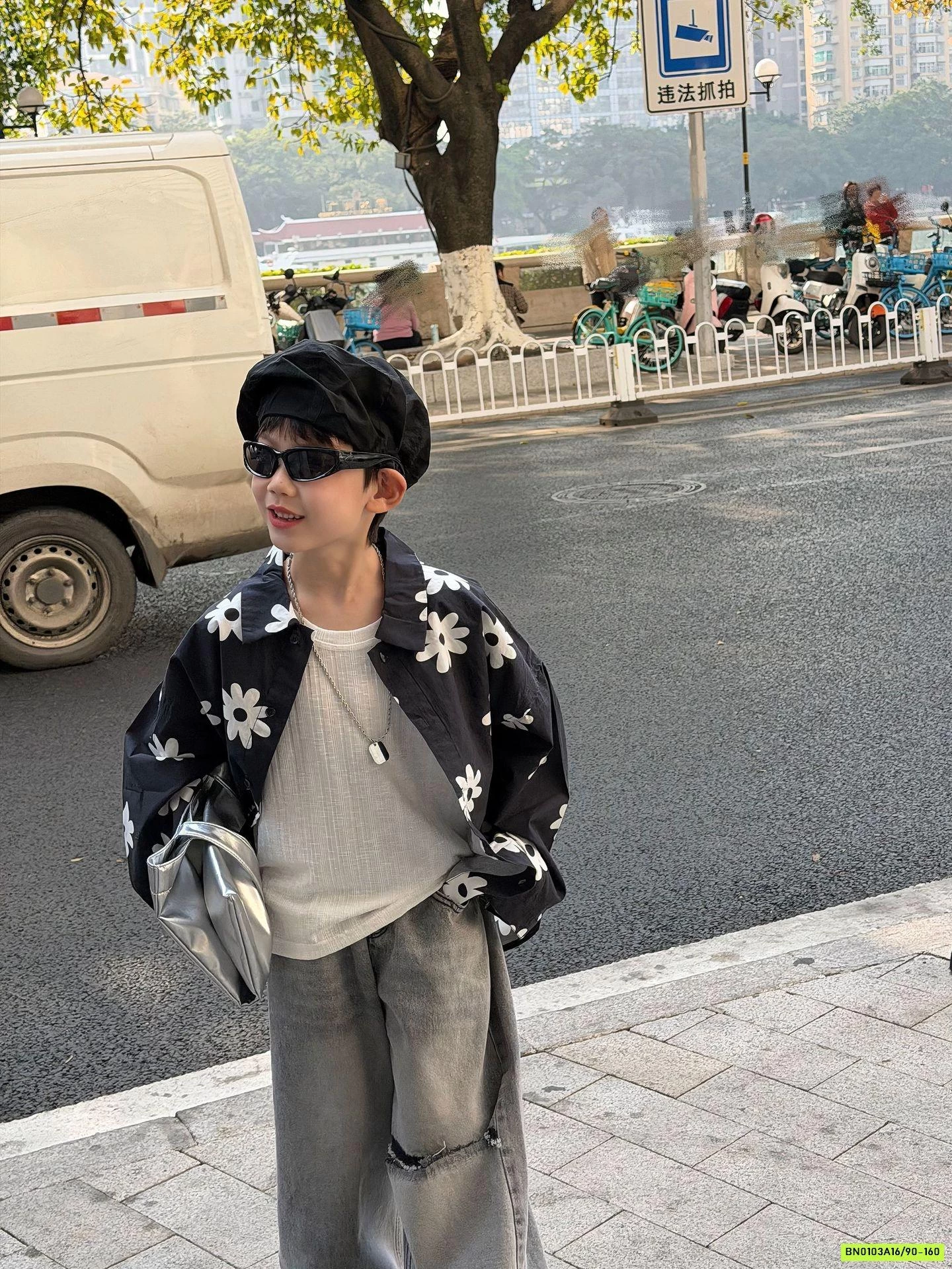 SƠ MI ĐEN HOA FANSHU