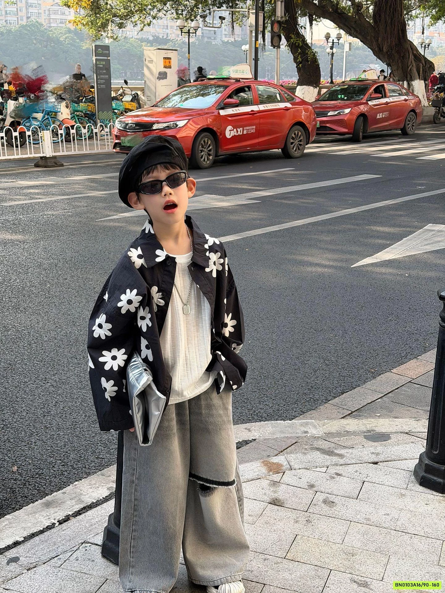 SƠ MI ĐEN HOA FANSHU